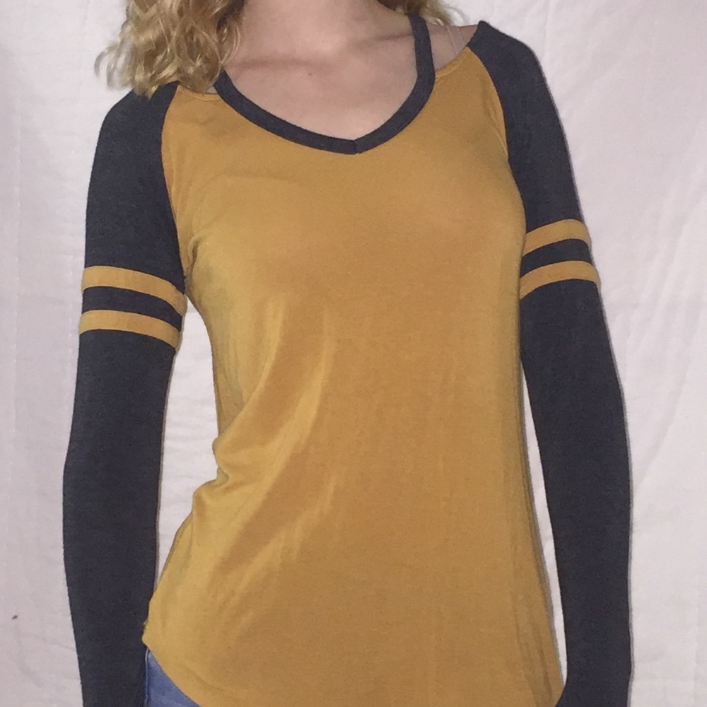 Yellow/grey long sleeve